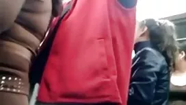 Äiti ja ilmaisia suo ...
