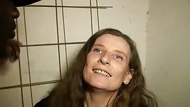 Kaksi laukausta suuh ...
